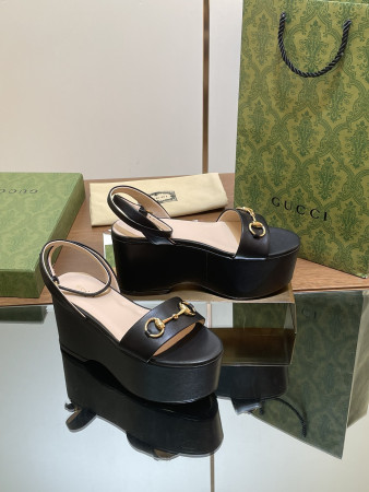 ua G*u*i women's horsebit flatform sandal