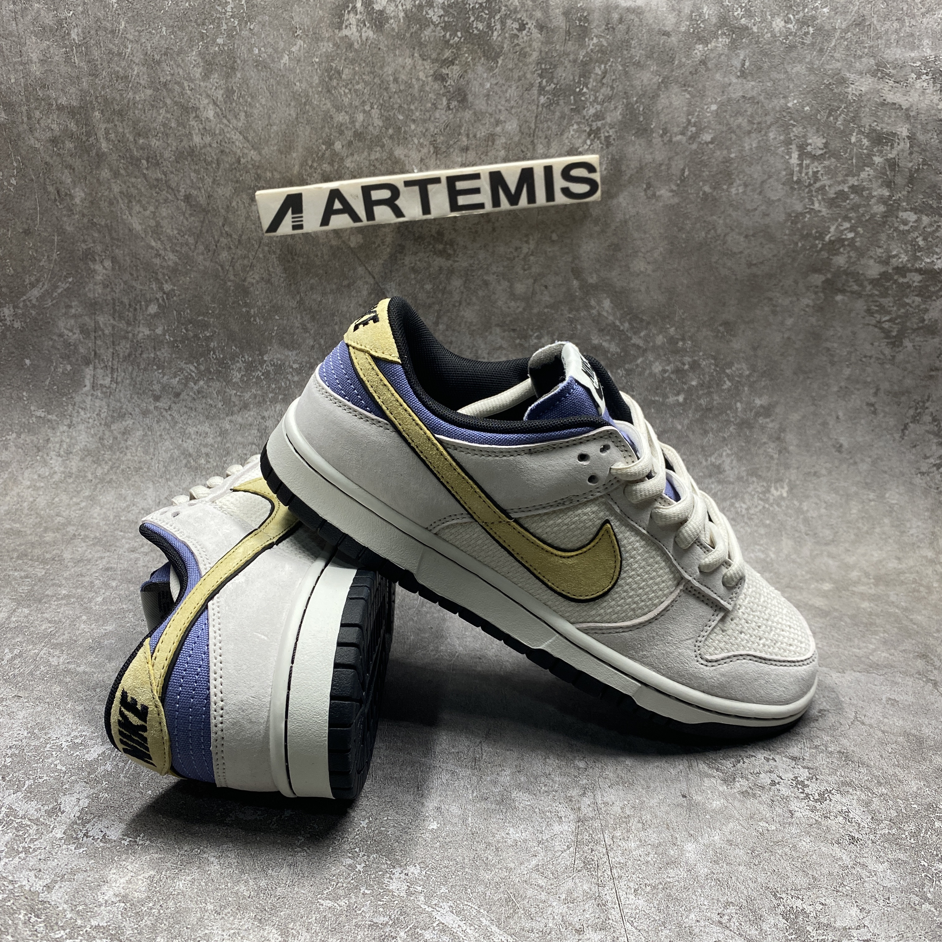 Otomo Katsuhiro x Nike SB Dunk Low Steamboy OST Yellow Blue