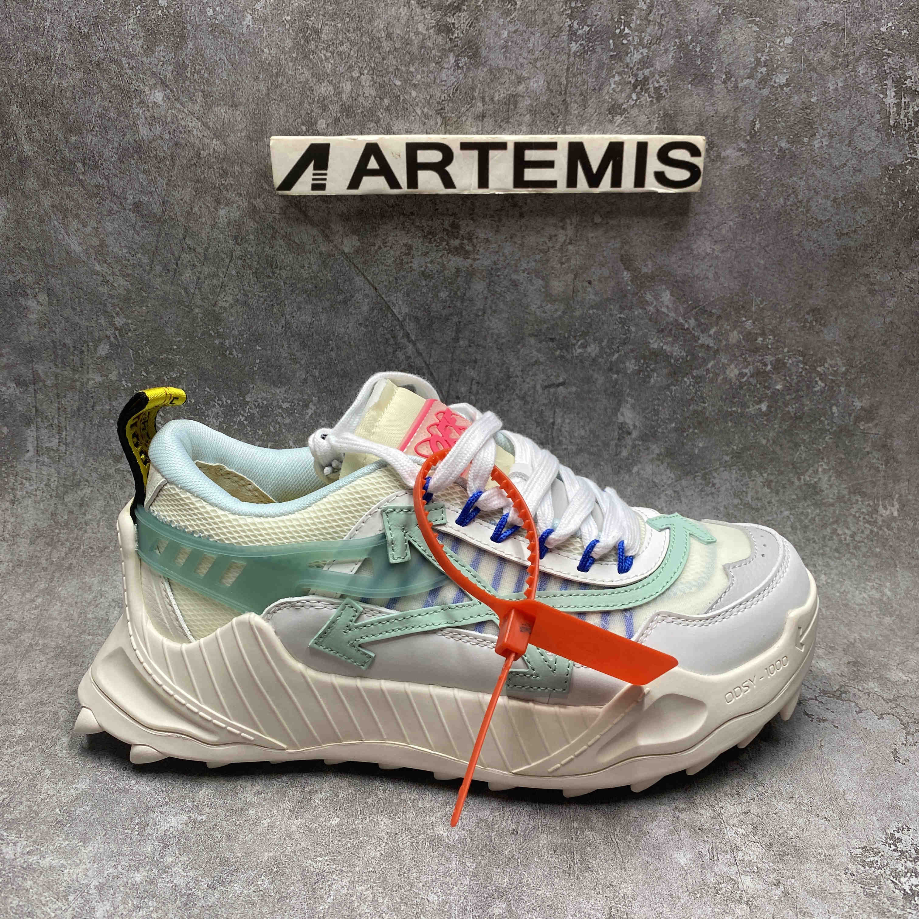 UA Off-White Odsy-1000 White Pale Blue