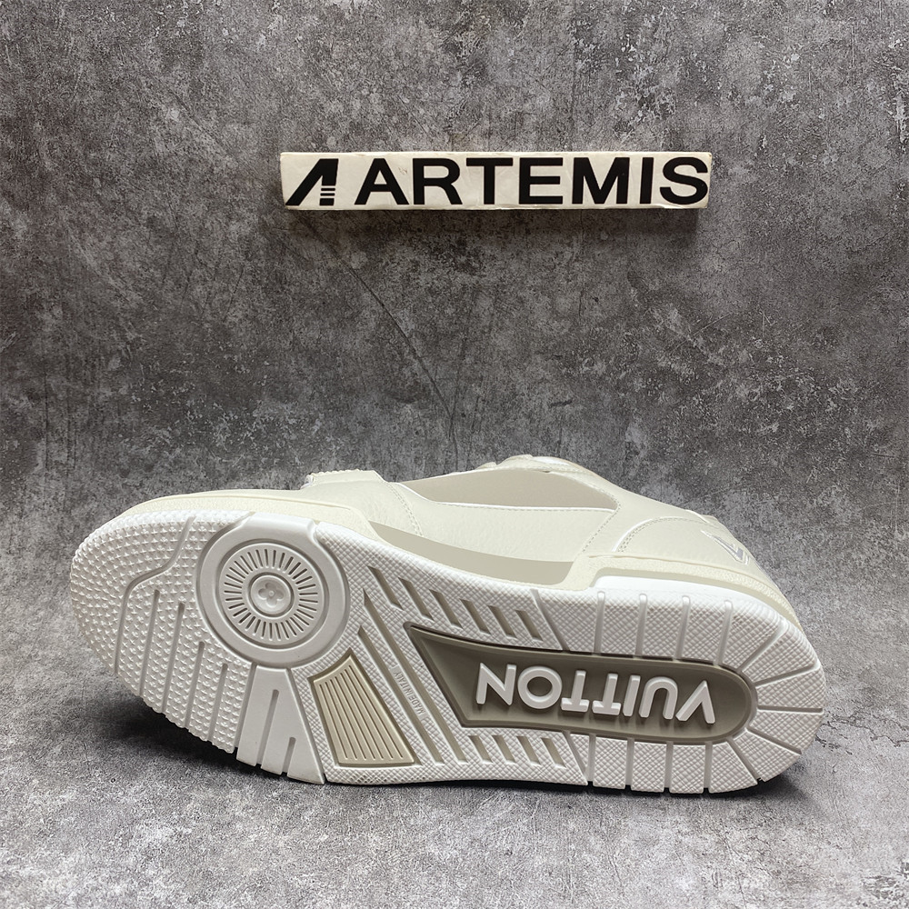 UA LV Trainer Sneaker