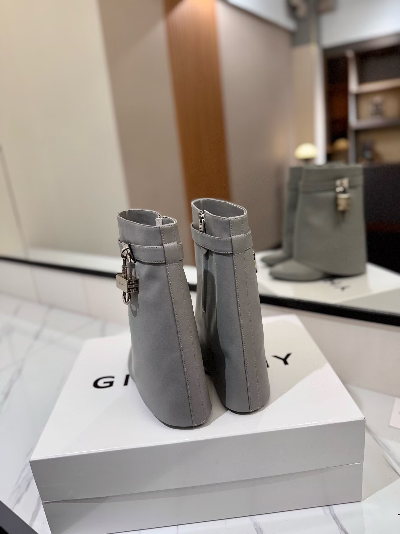 UA Givenchy Boots