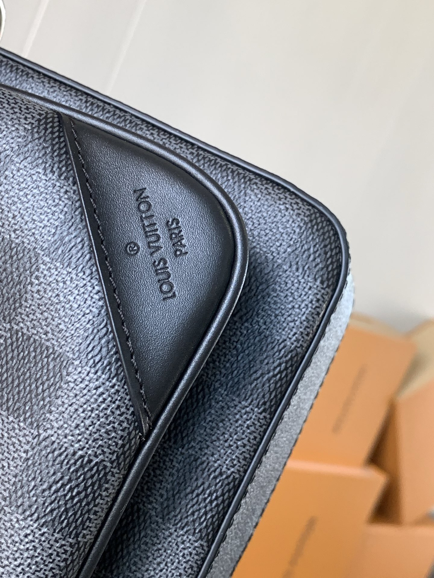 LV  TRIO MESSENGER N40519   25x18.5x7cm