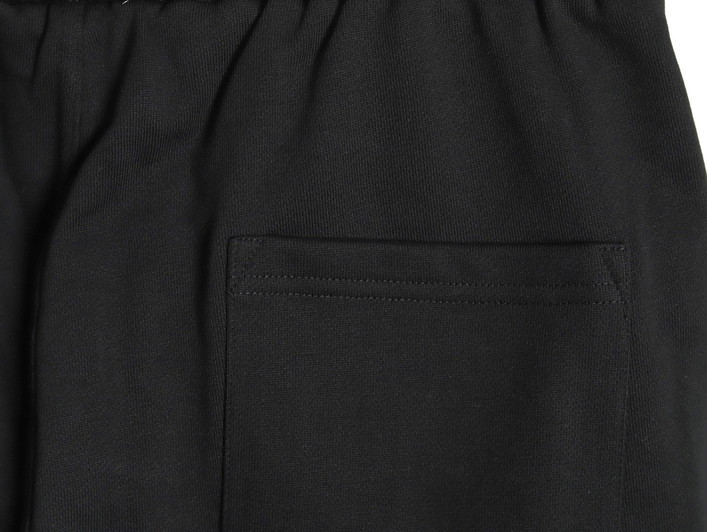 Givenchy 25ss shorts