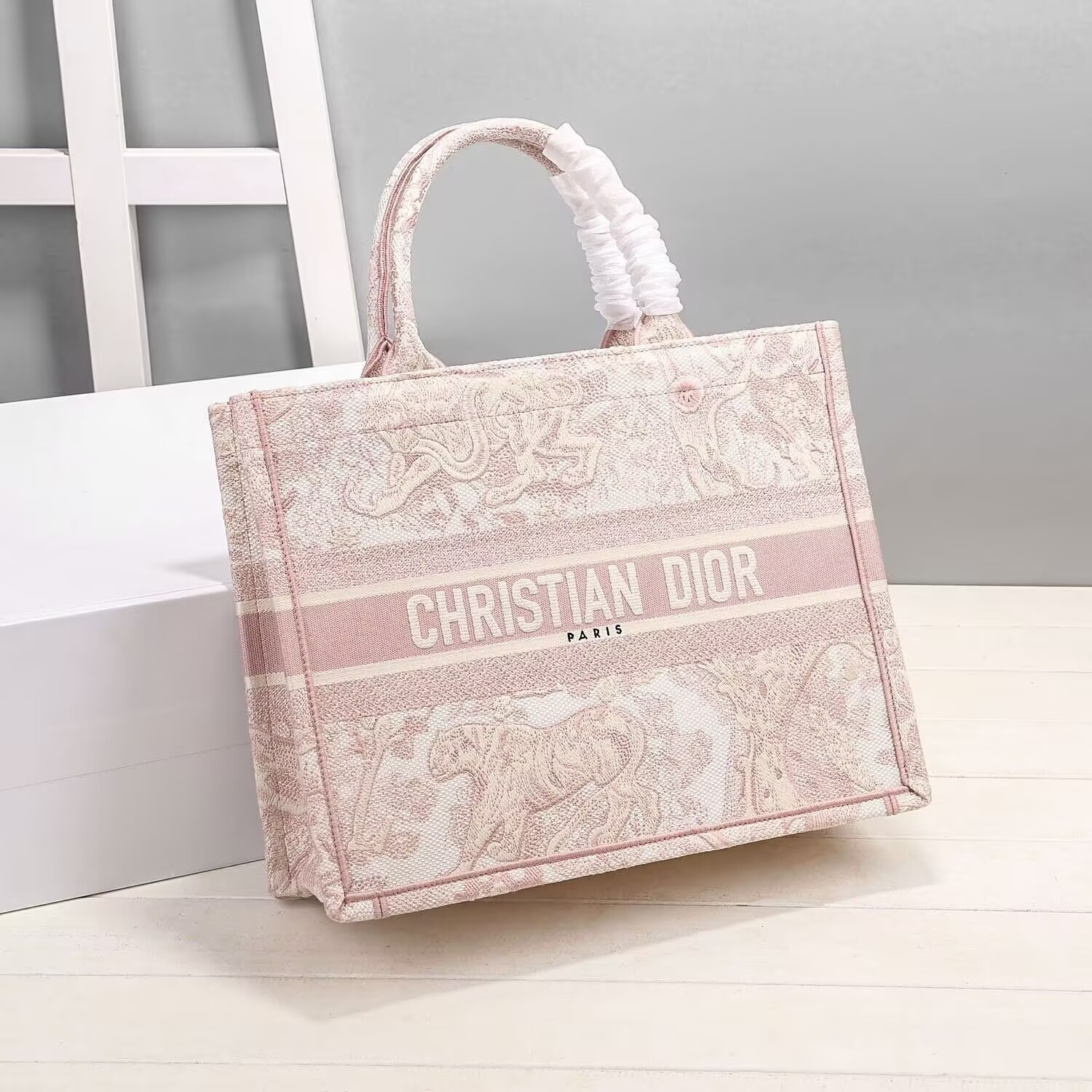 D*or tote 36 x 18 x 28cm