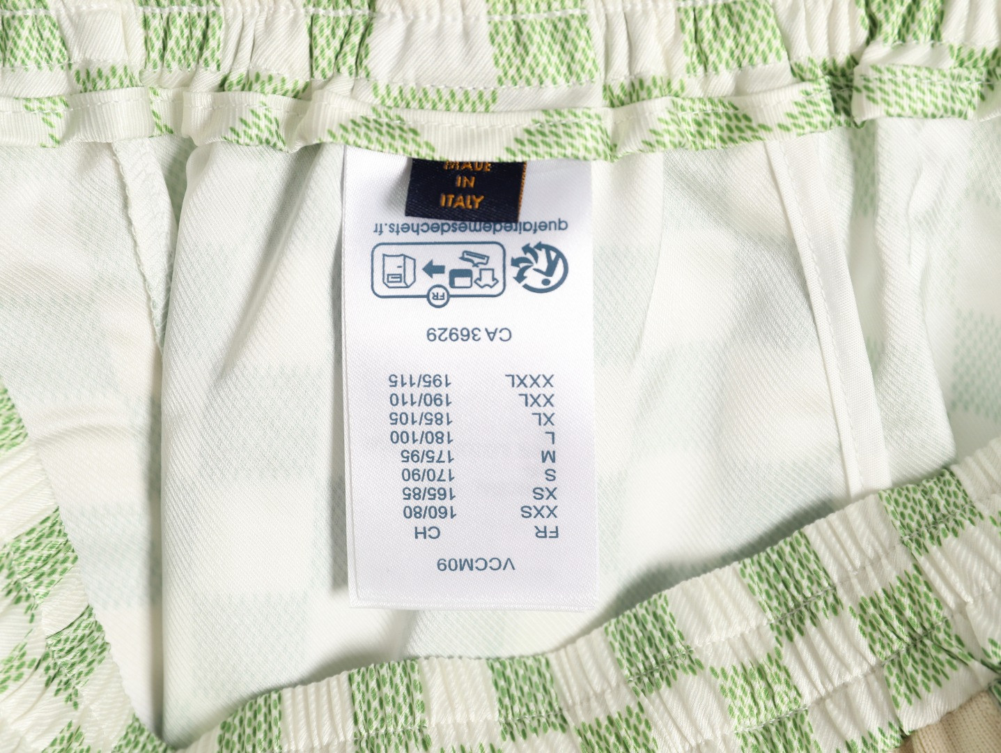 l0*is V*t0n lv shorts