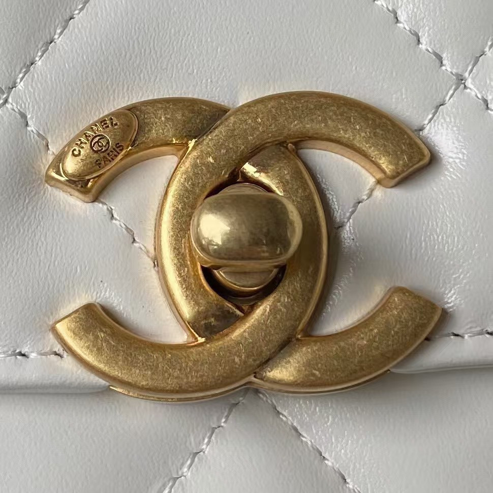 Ch*el 24c flap bag as2649 12x19x8cm