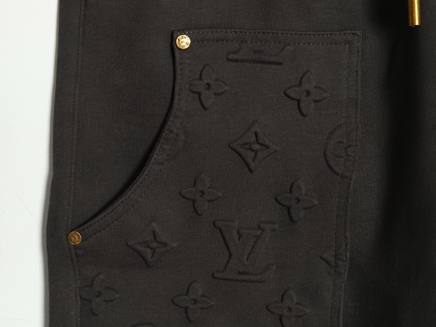 l0*is V*t0n lv shorts