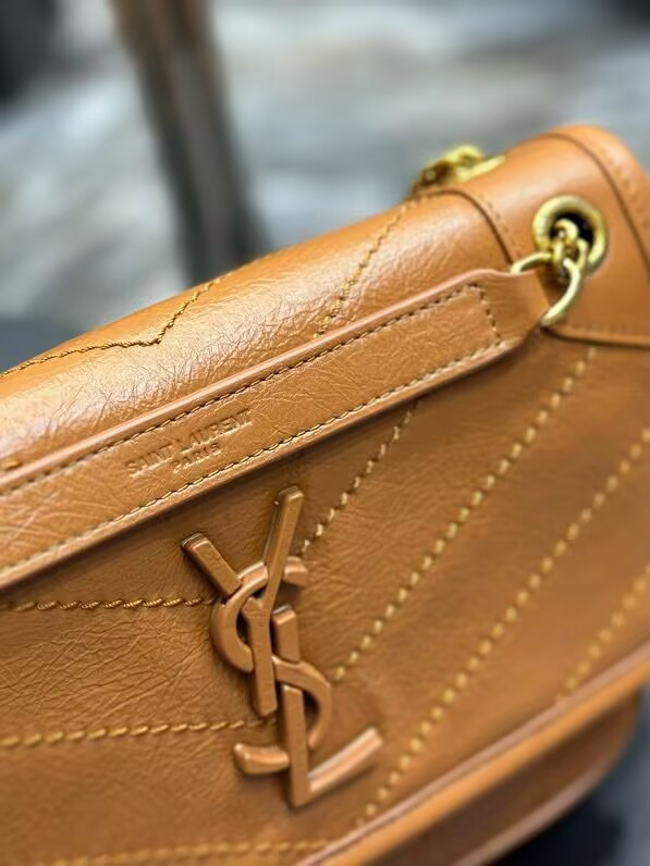 Y*L niki 21x16x7.5cm