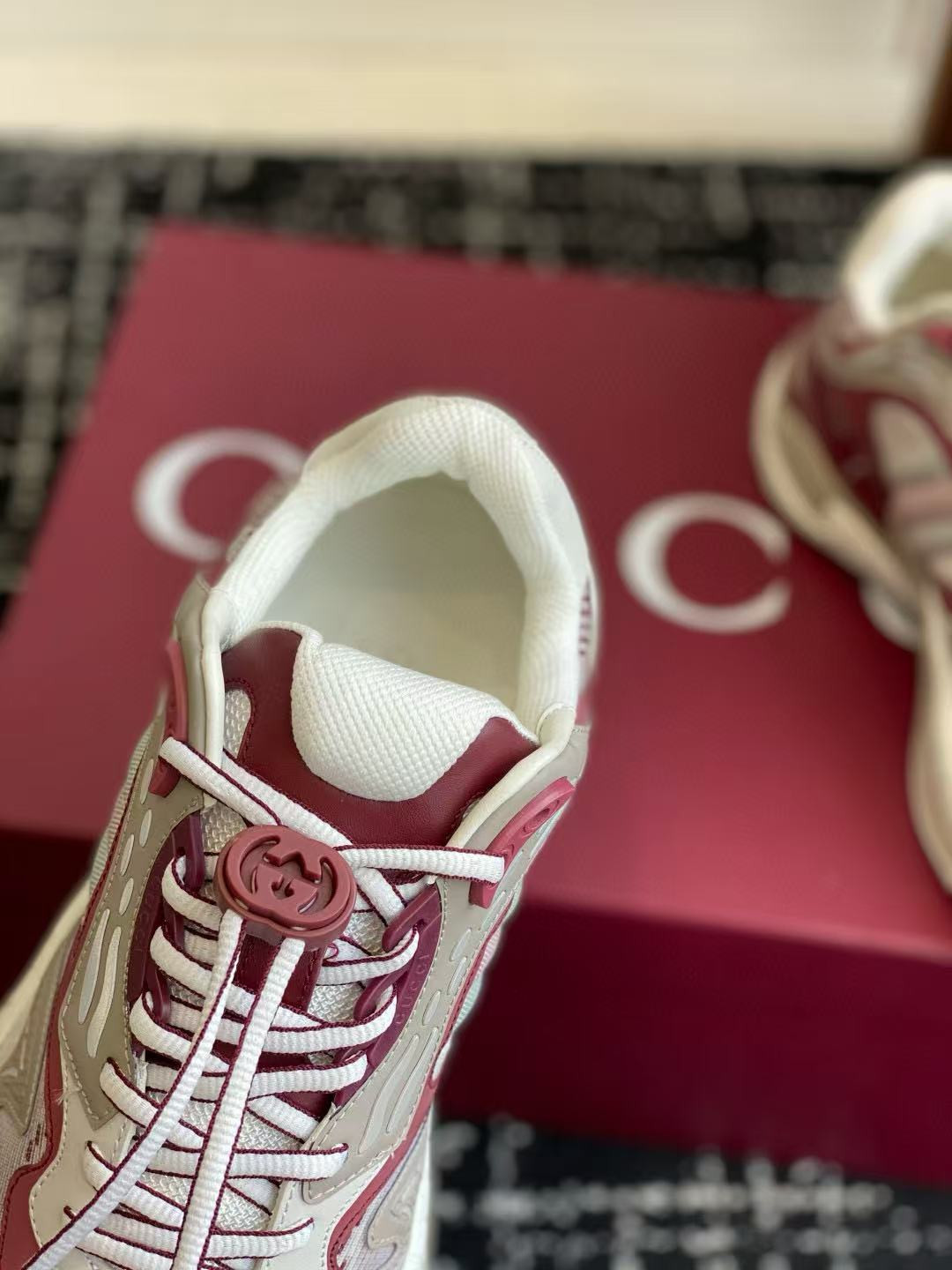 ua G*u*i 2.0 sneaker