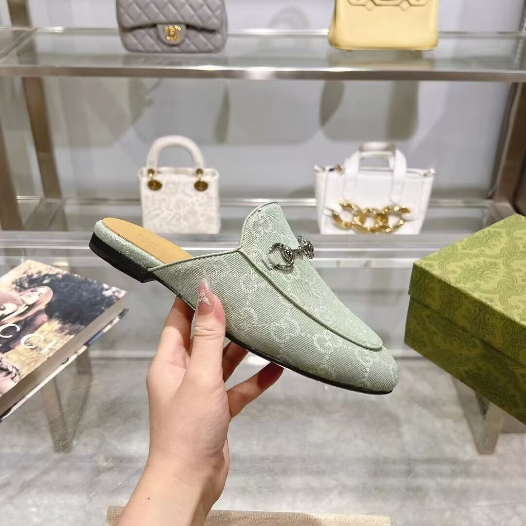 ua G*u*i princetown slipper