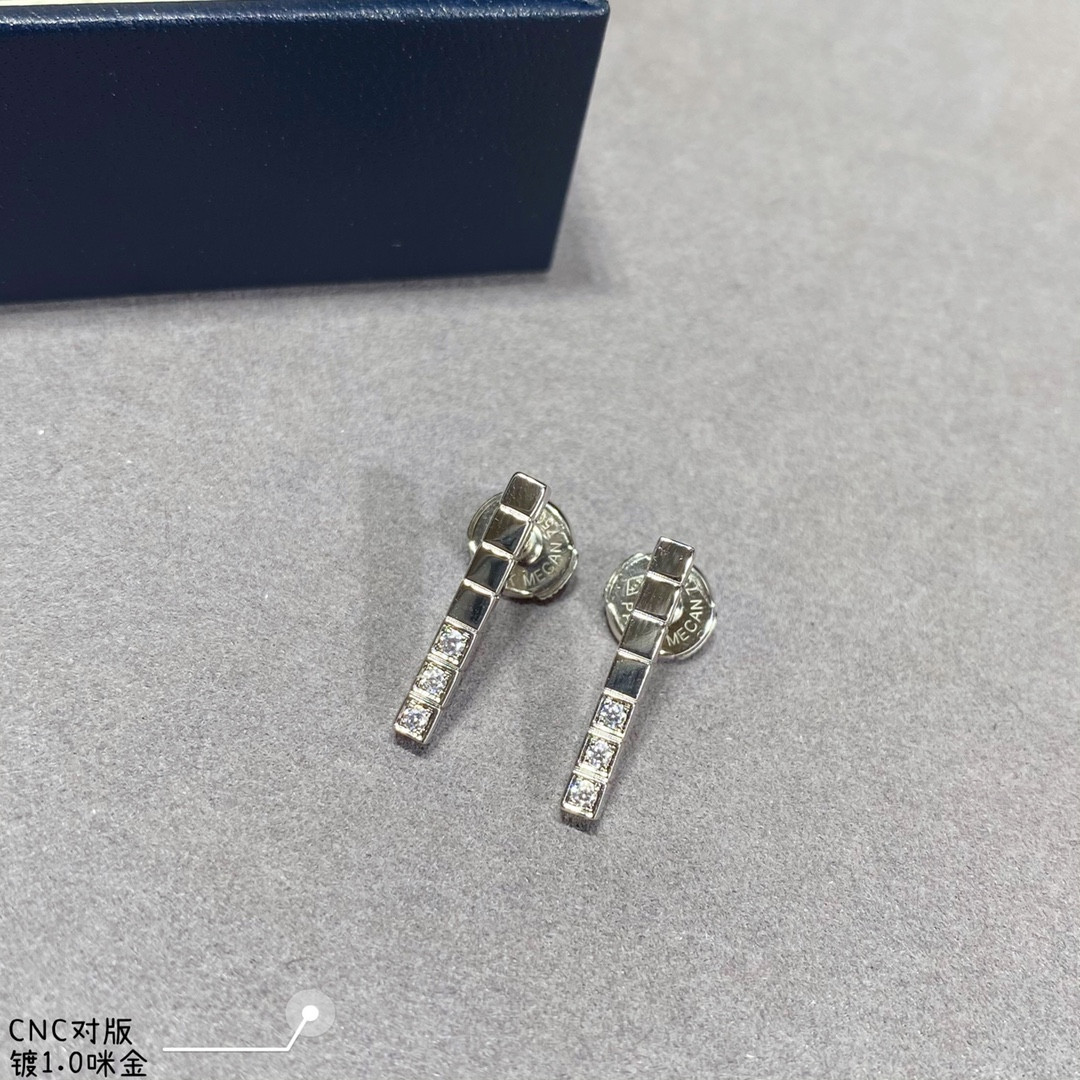 chopard long bar half Di*m*nd stud earrings