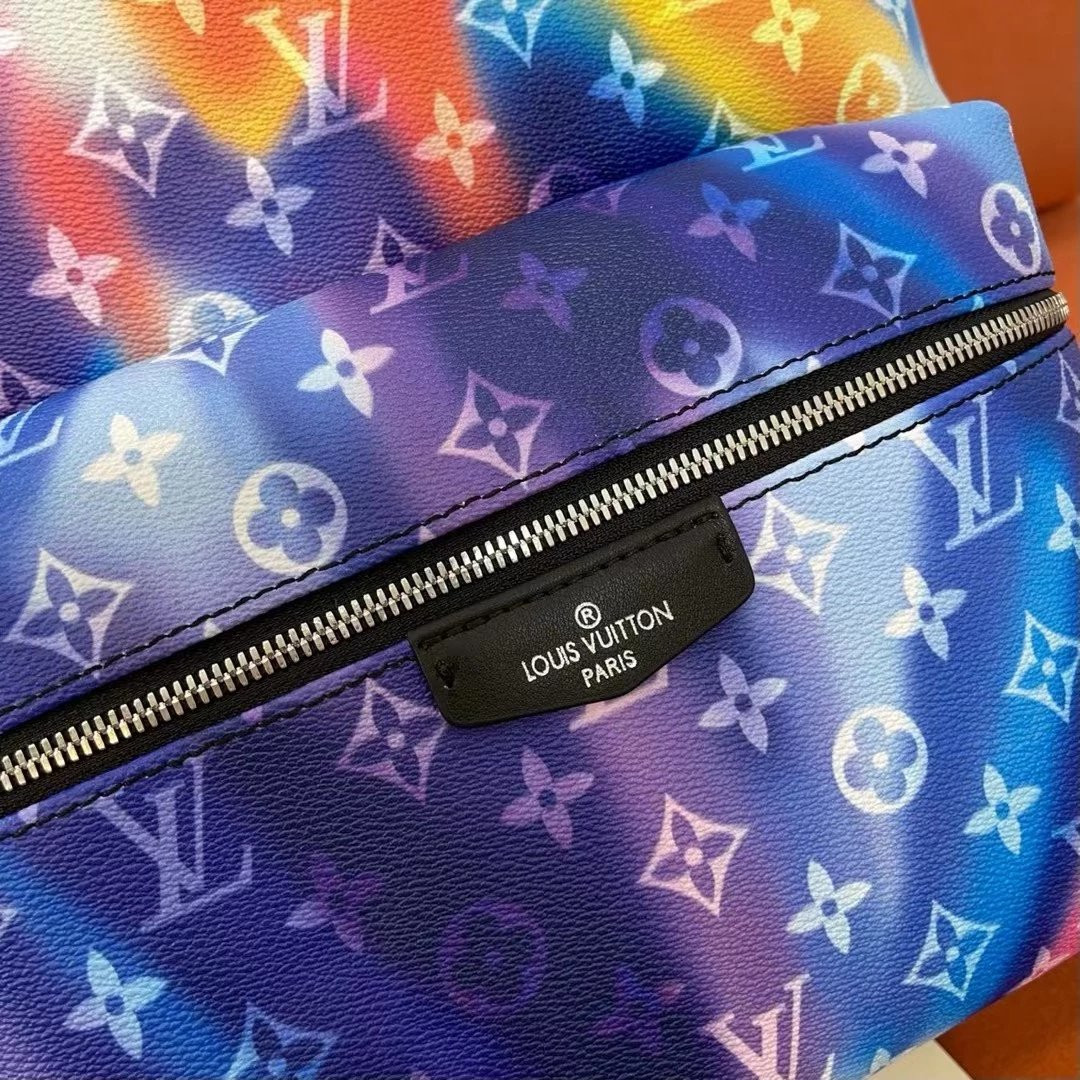 LV DISCOVERY BACKPACK M45760