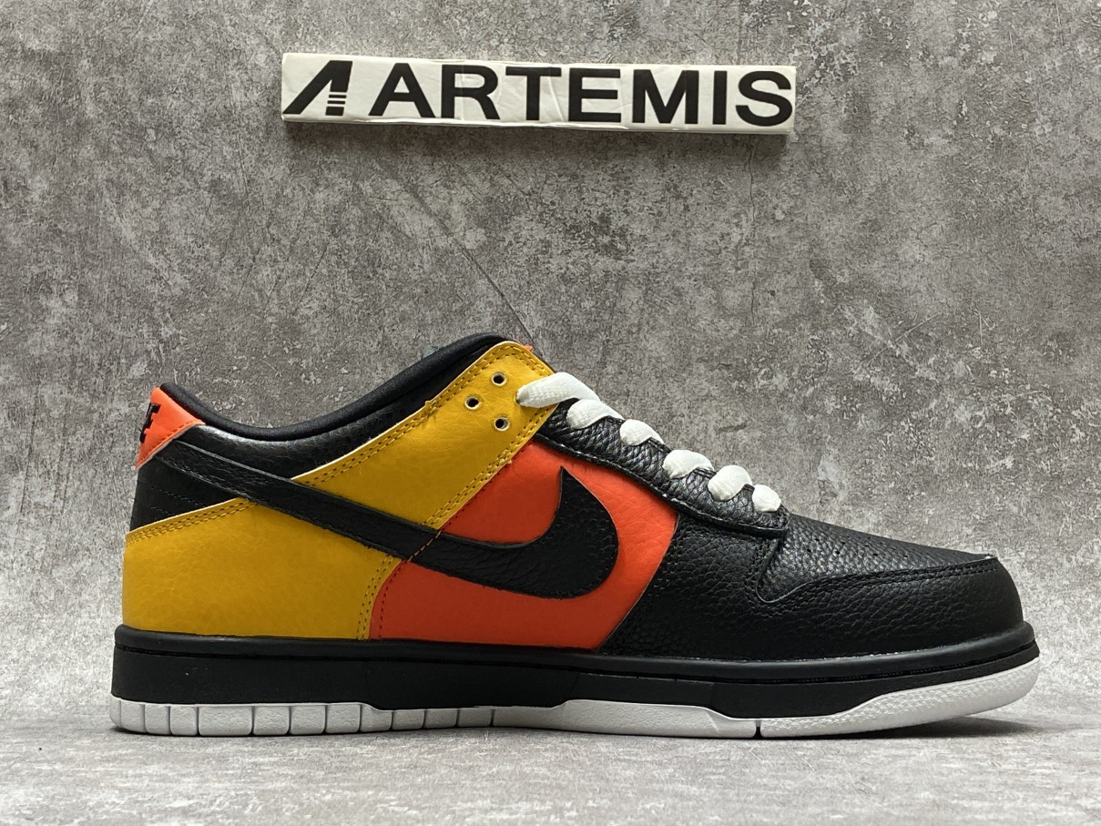 Nike Dunk SB Low Raygun