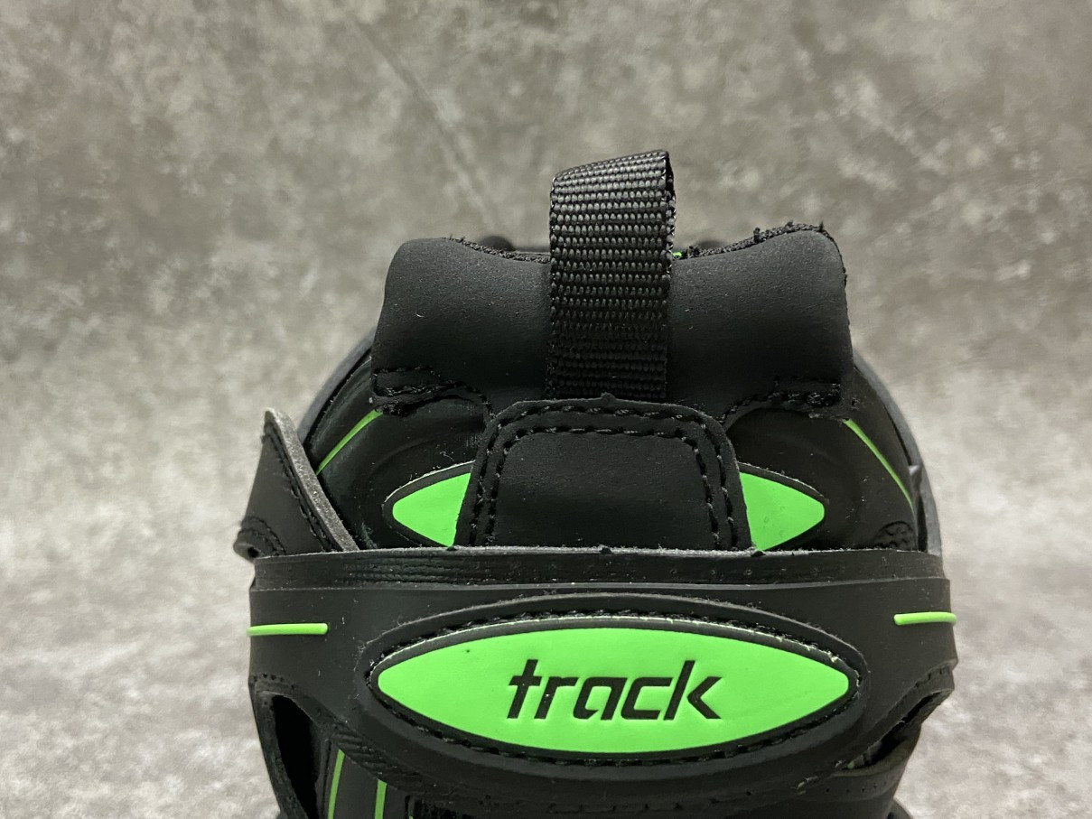 Balenciga Track Black