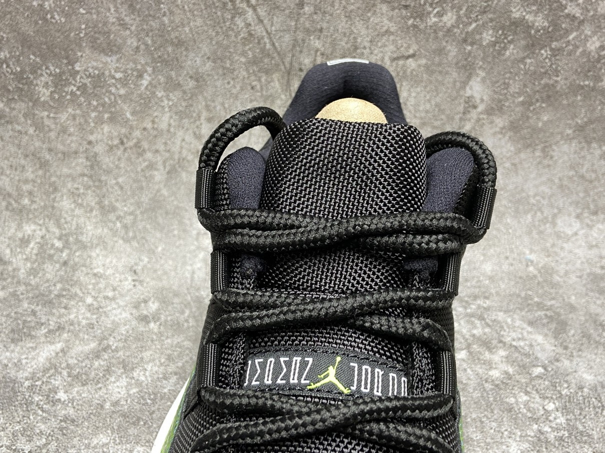 Air Jordan 11 Retro Low Green Snakeskin