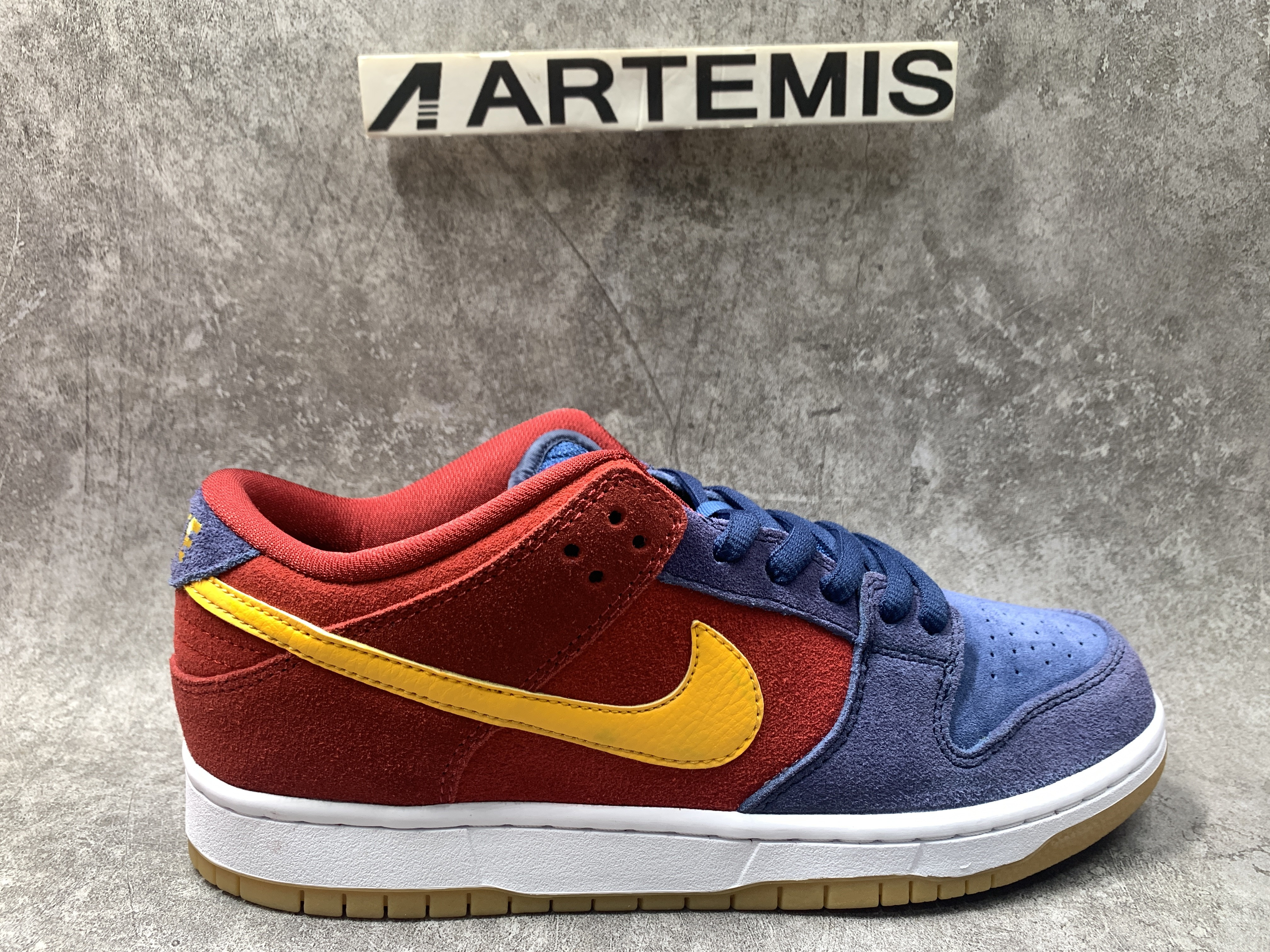 Nike SB Dunk Low Barcelona