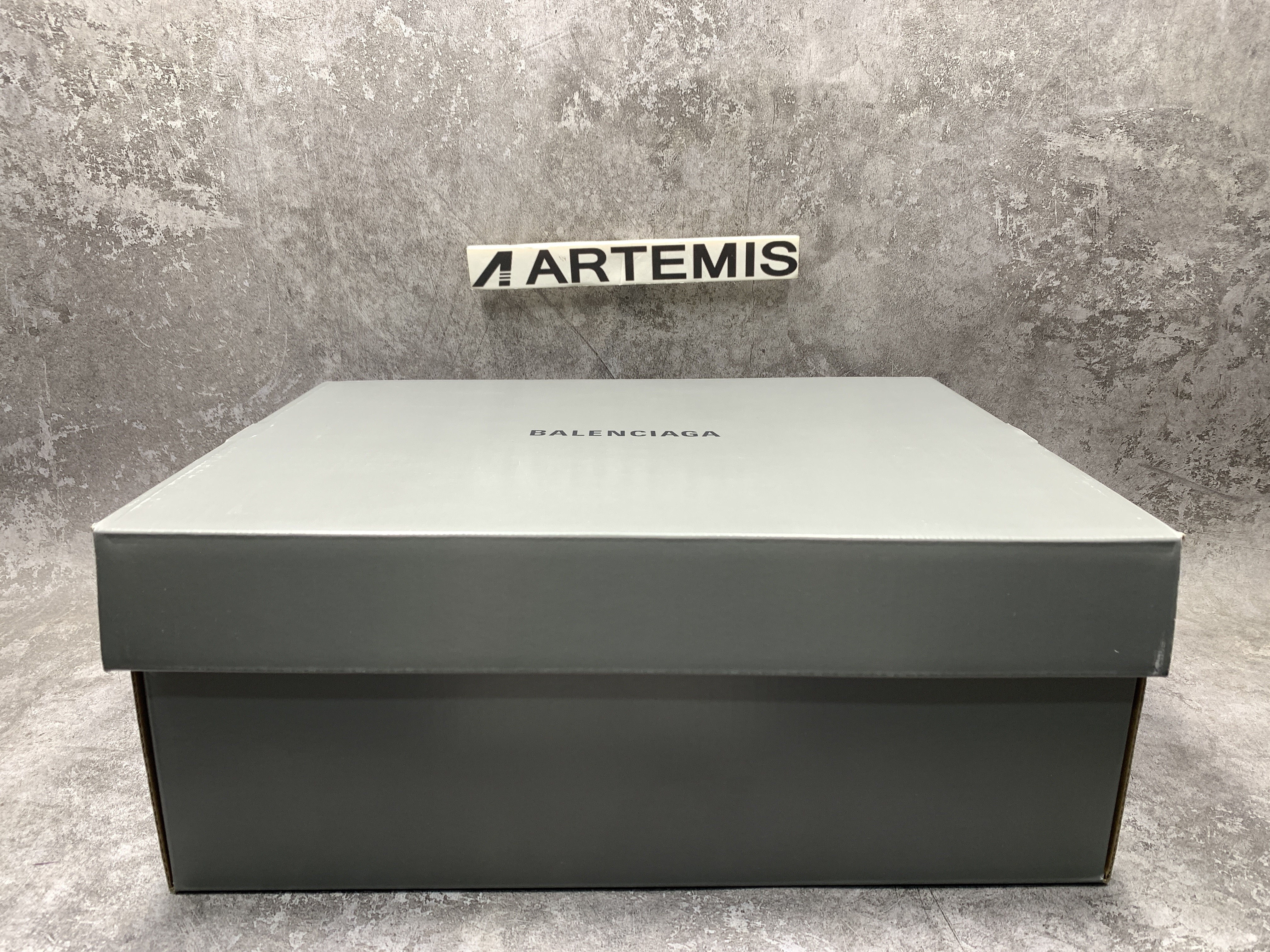 Balenciga Triple S Sneaker Light Beige Faded