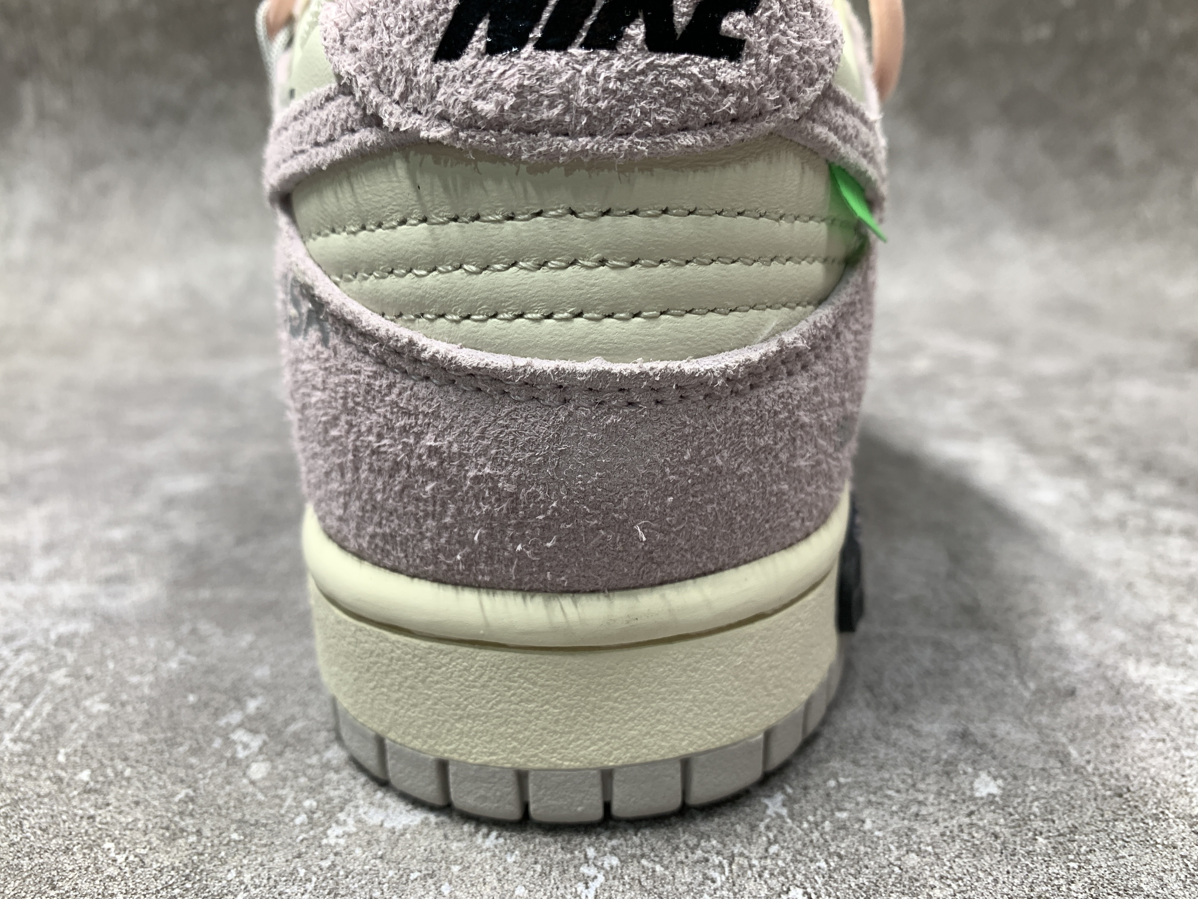 Off-White x Dunk Low 