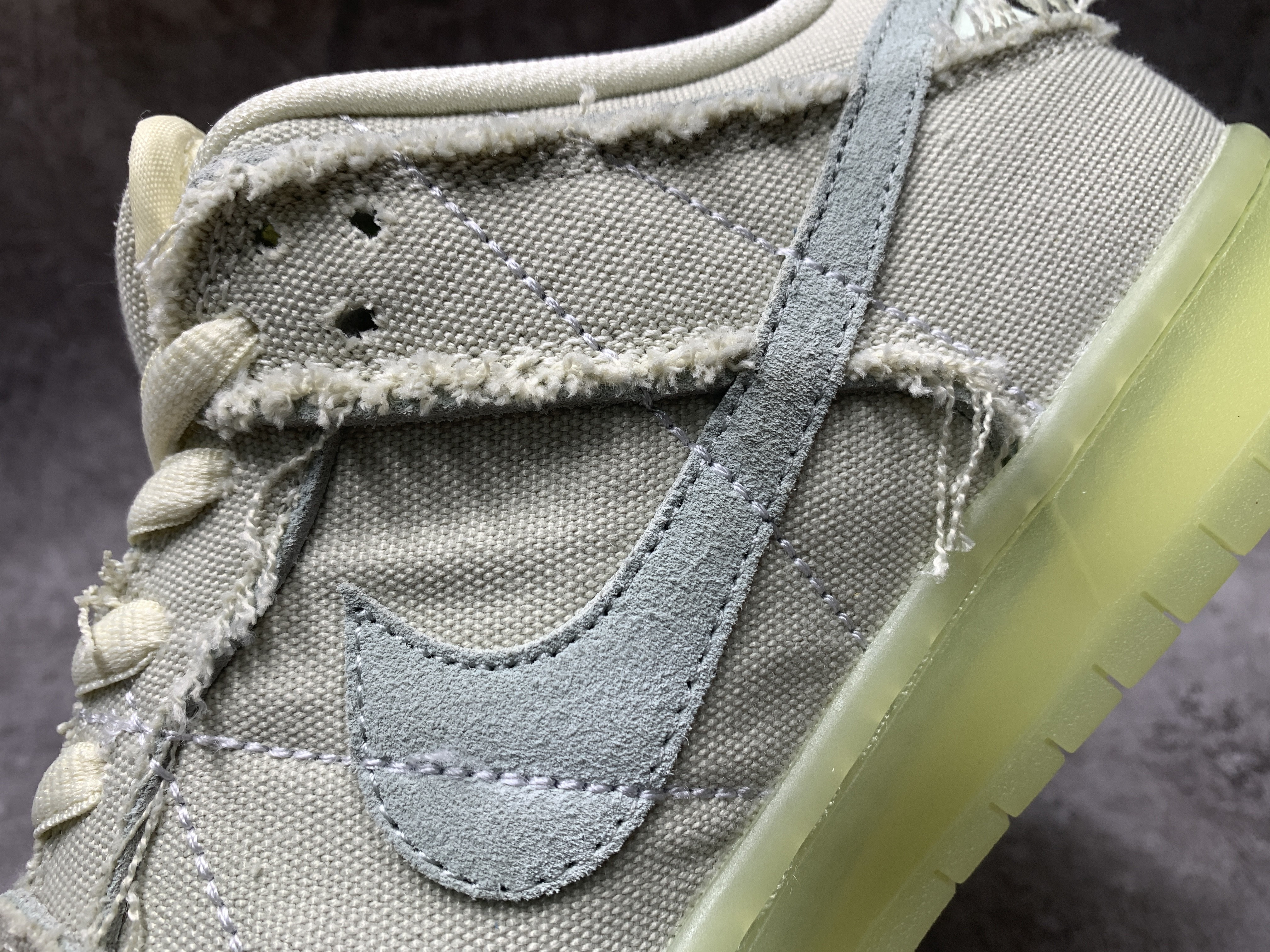 Nike SB Dunk Low Mummy