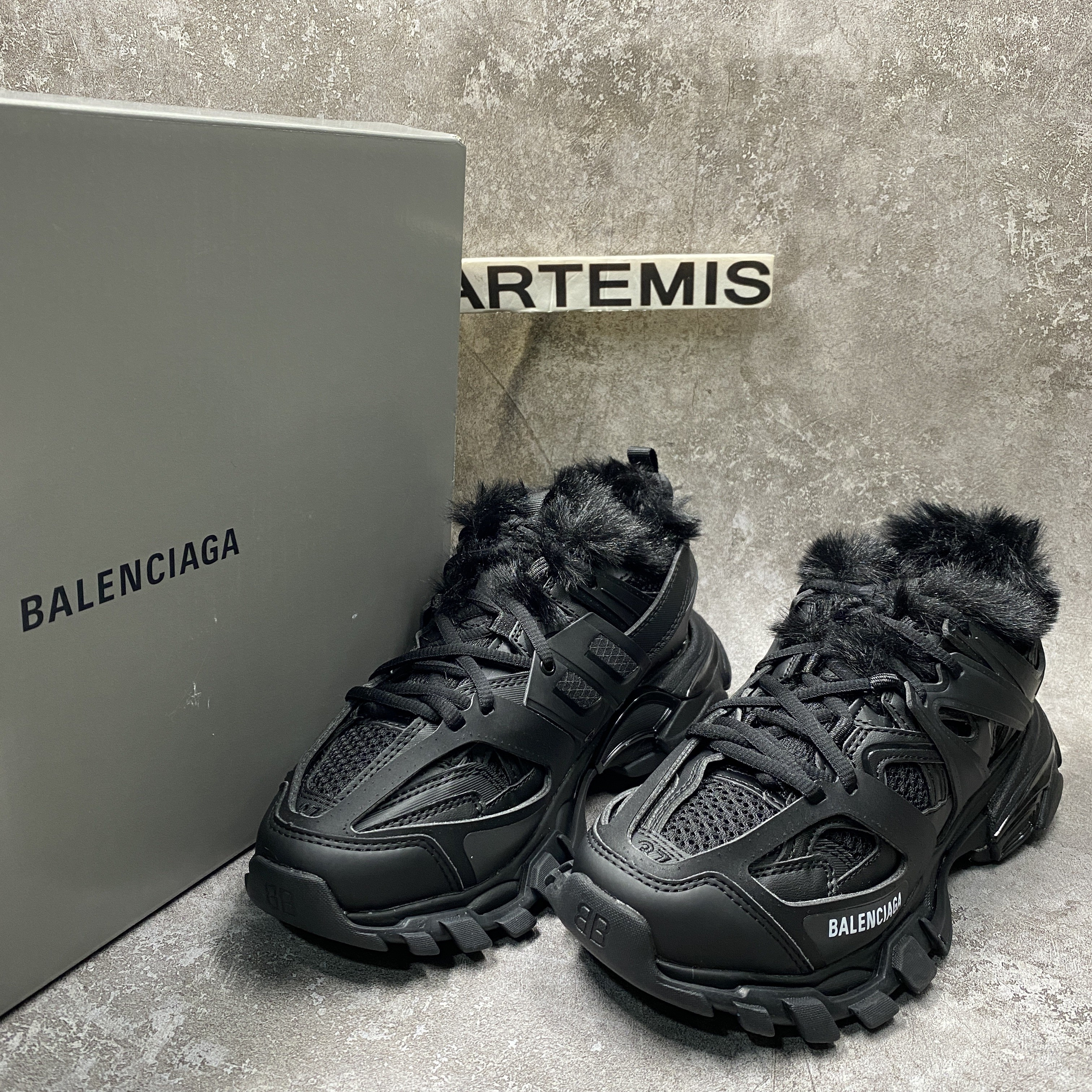 Balenciga Track Sneaker Black Fur