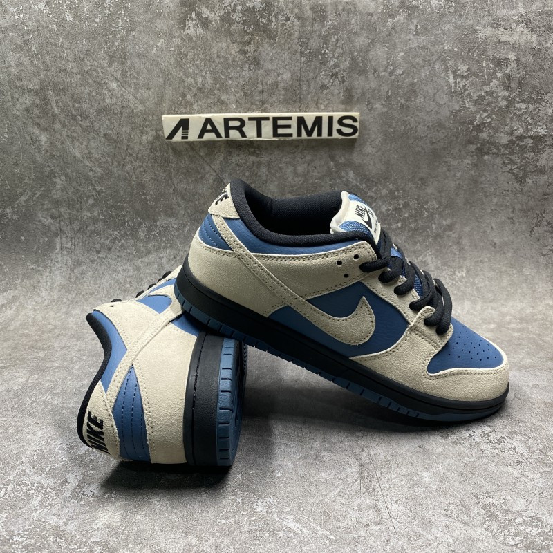 Nike SB Dunk Low Light Cream Thunderstorm