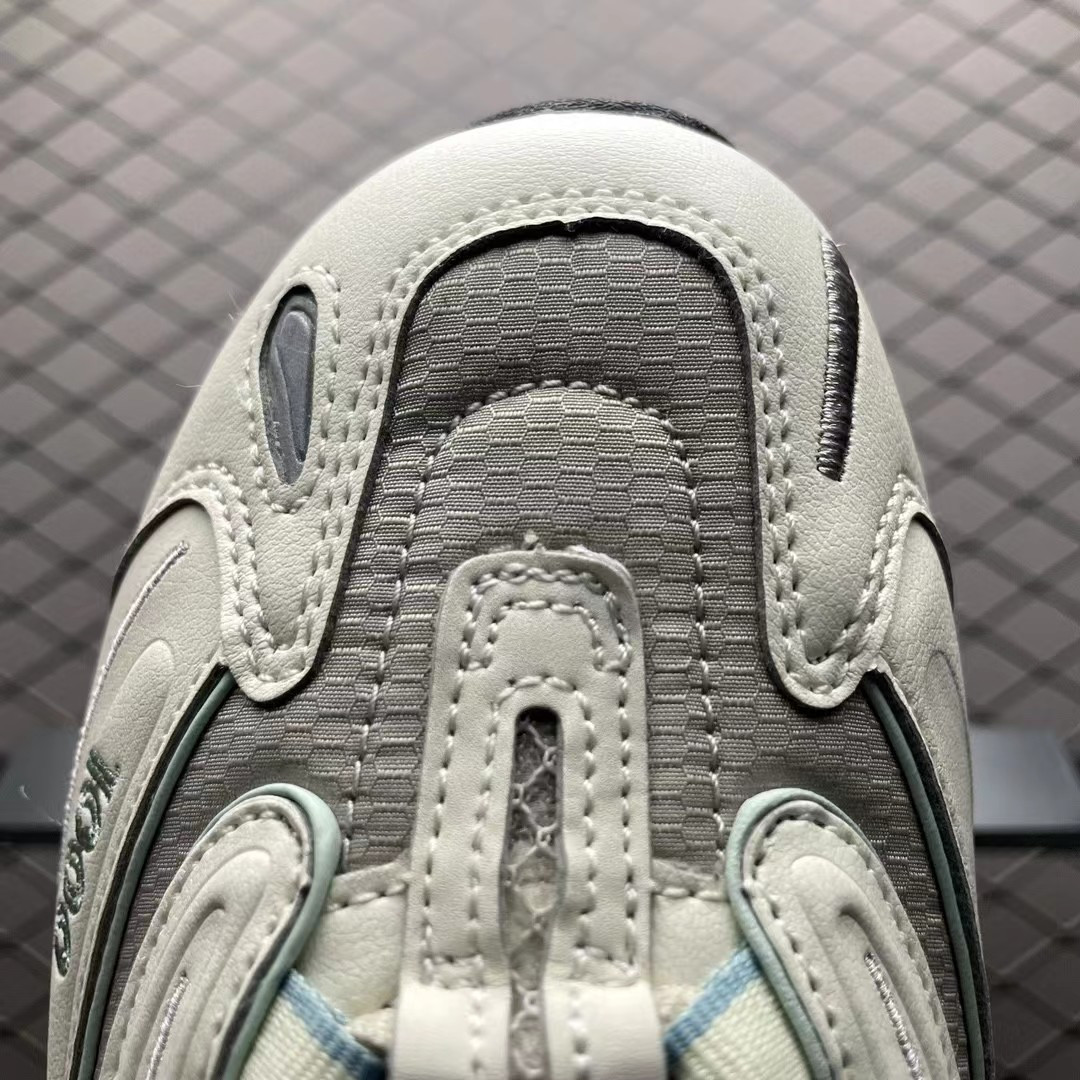 UA New Balance 1000 Angora Moonrock