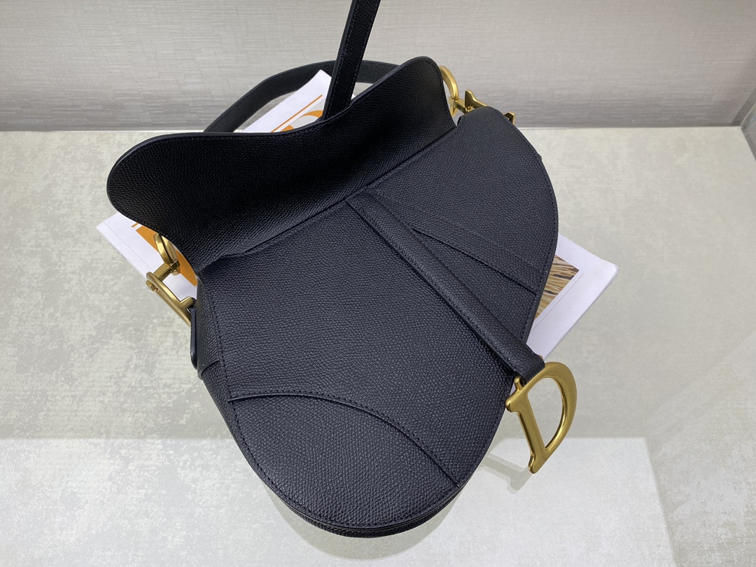 D*or saddle bag indigo black grained calfskin 25.5x20x6.5cm