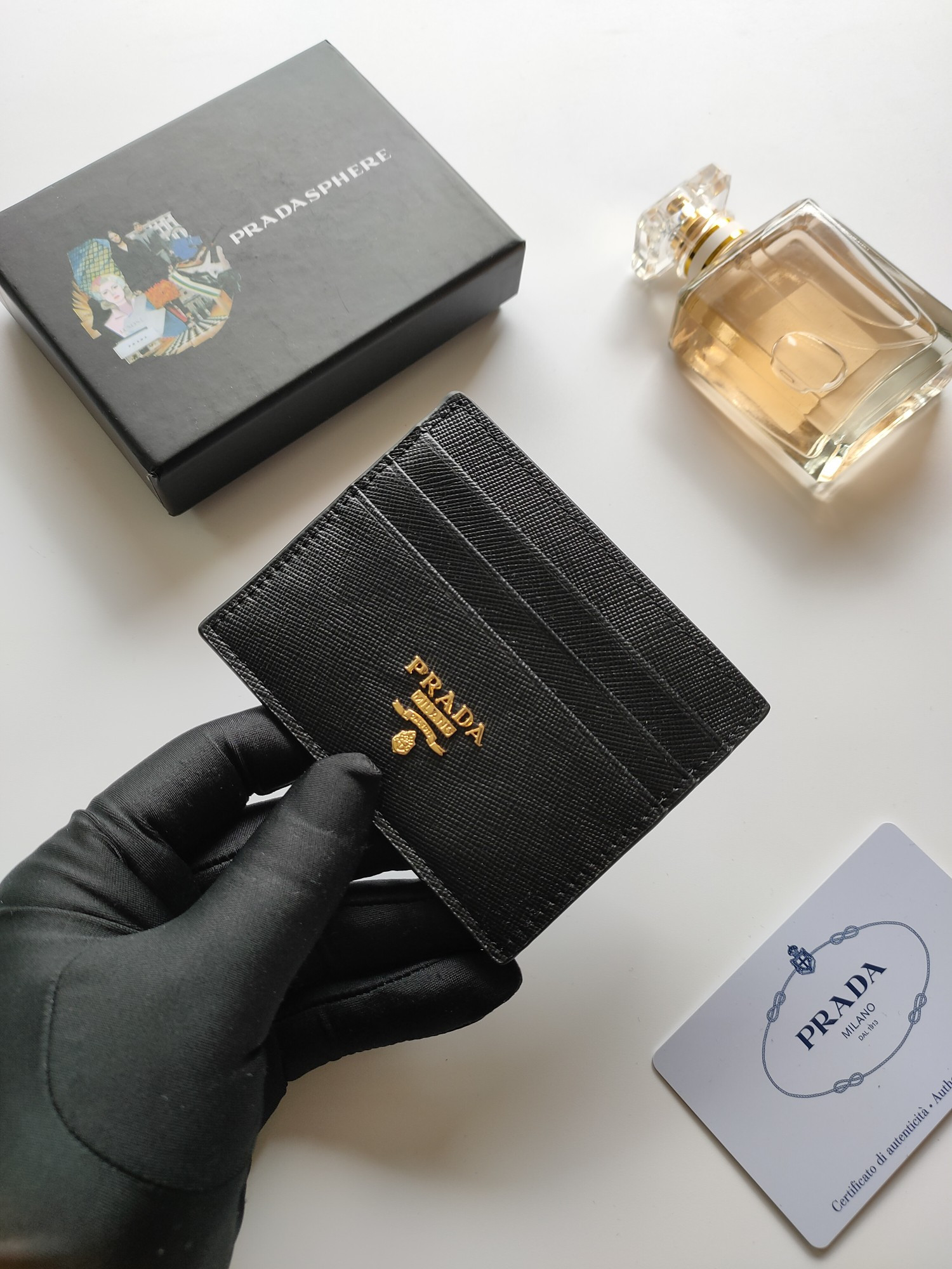 Pra*a card holder 8-10cm