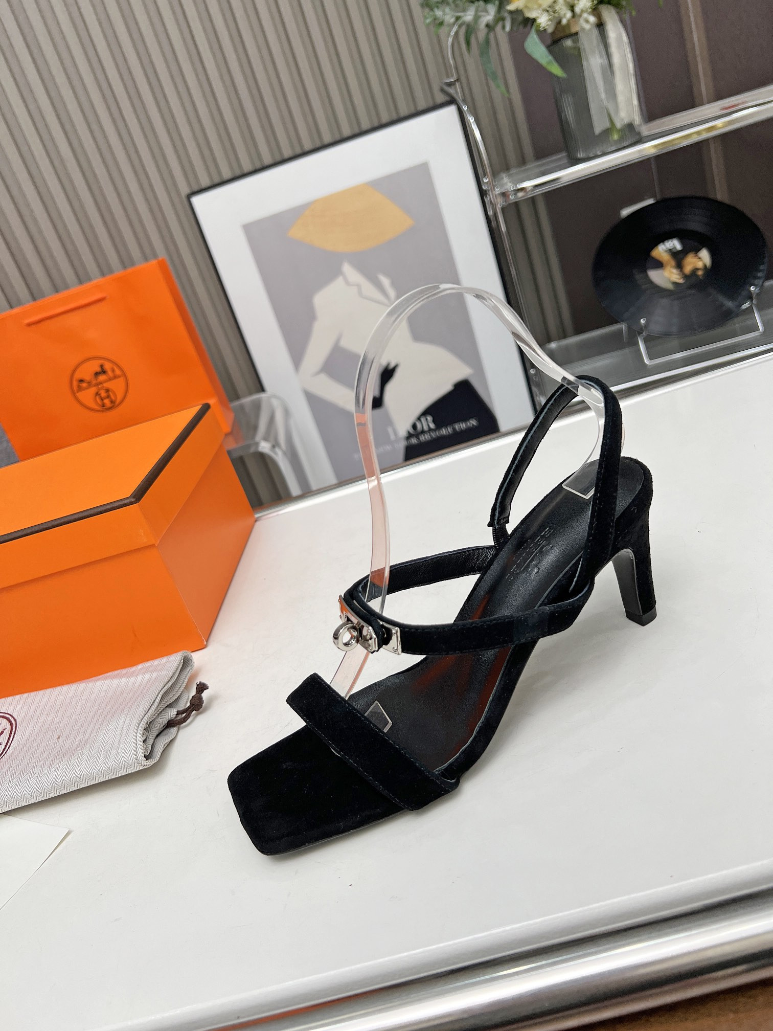 ua H**me5 glamour 95 sandal