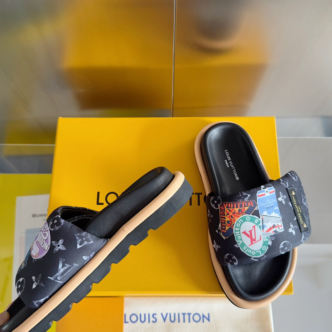 LV Pool Pillow Flat Comfort Mule