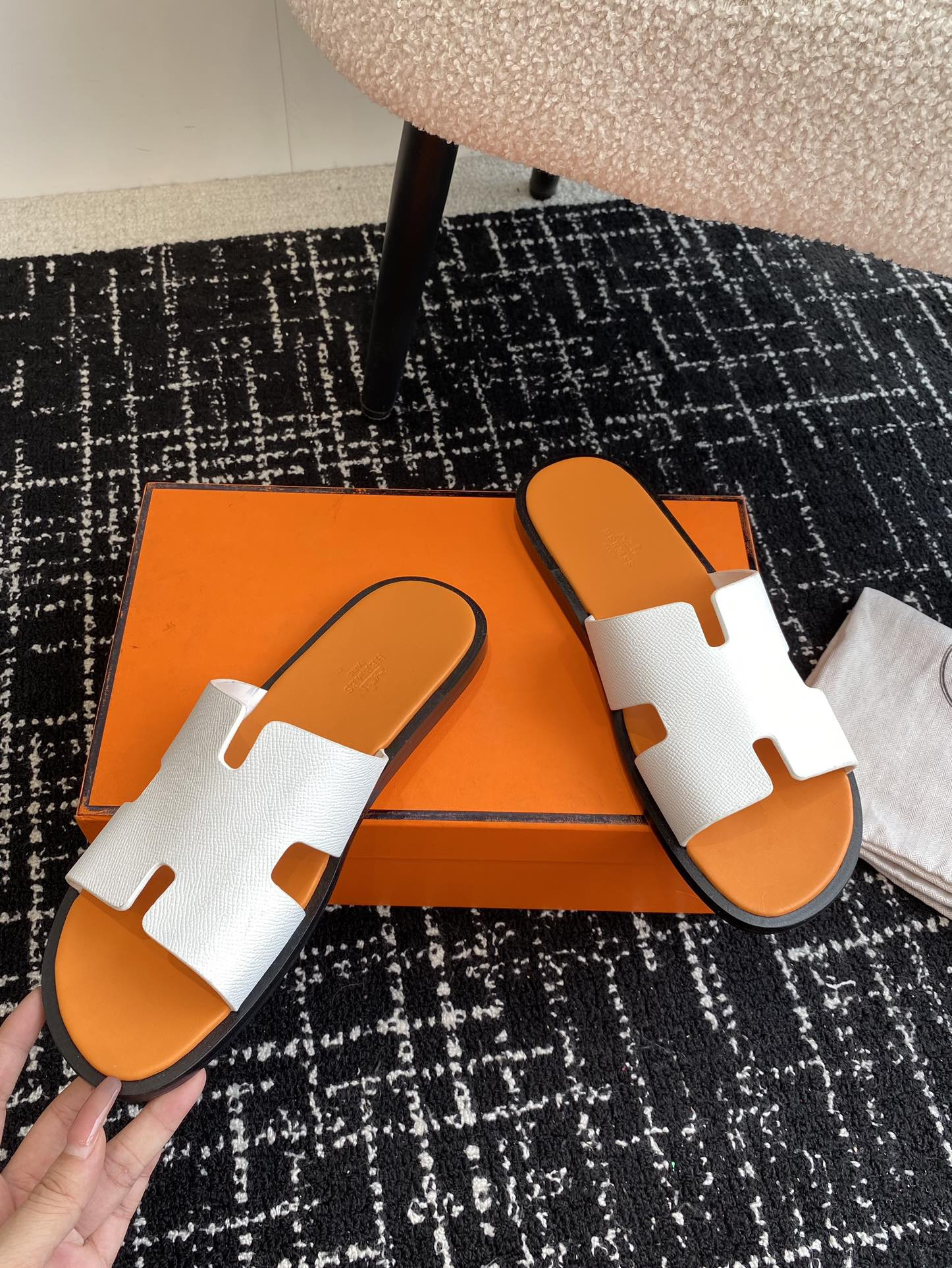 ua H**me5 izmir sandal