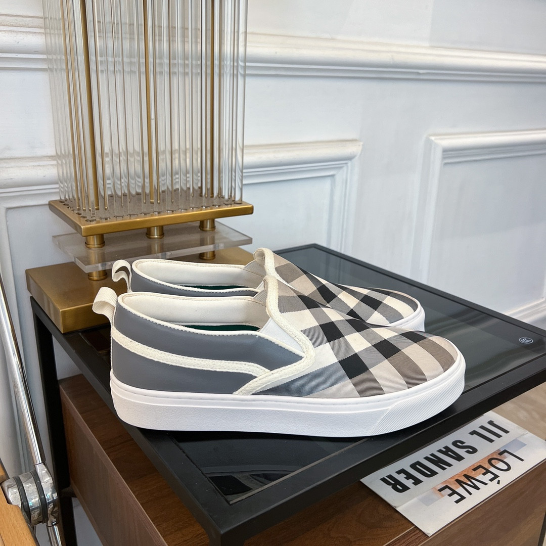 ua B**rry slip on sneakers