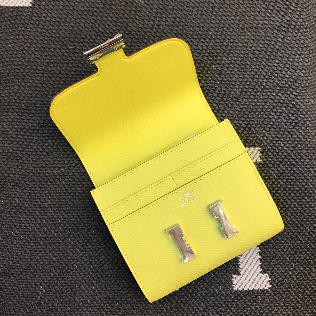 H**me5 wallet 13x12cm