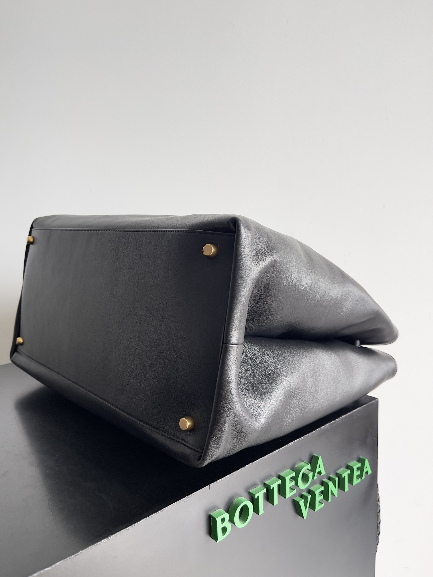 bo*te*ga Ve*ne*ta large andiamo 42x18x35cm