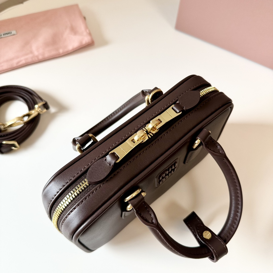 Miu Miu Arcadie leather mini-bag 19X10X5cm