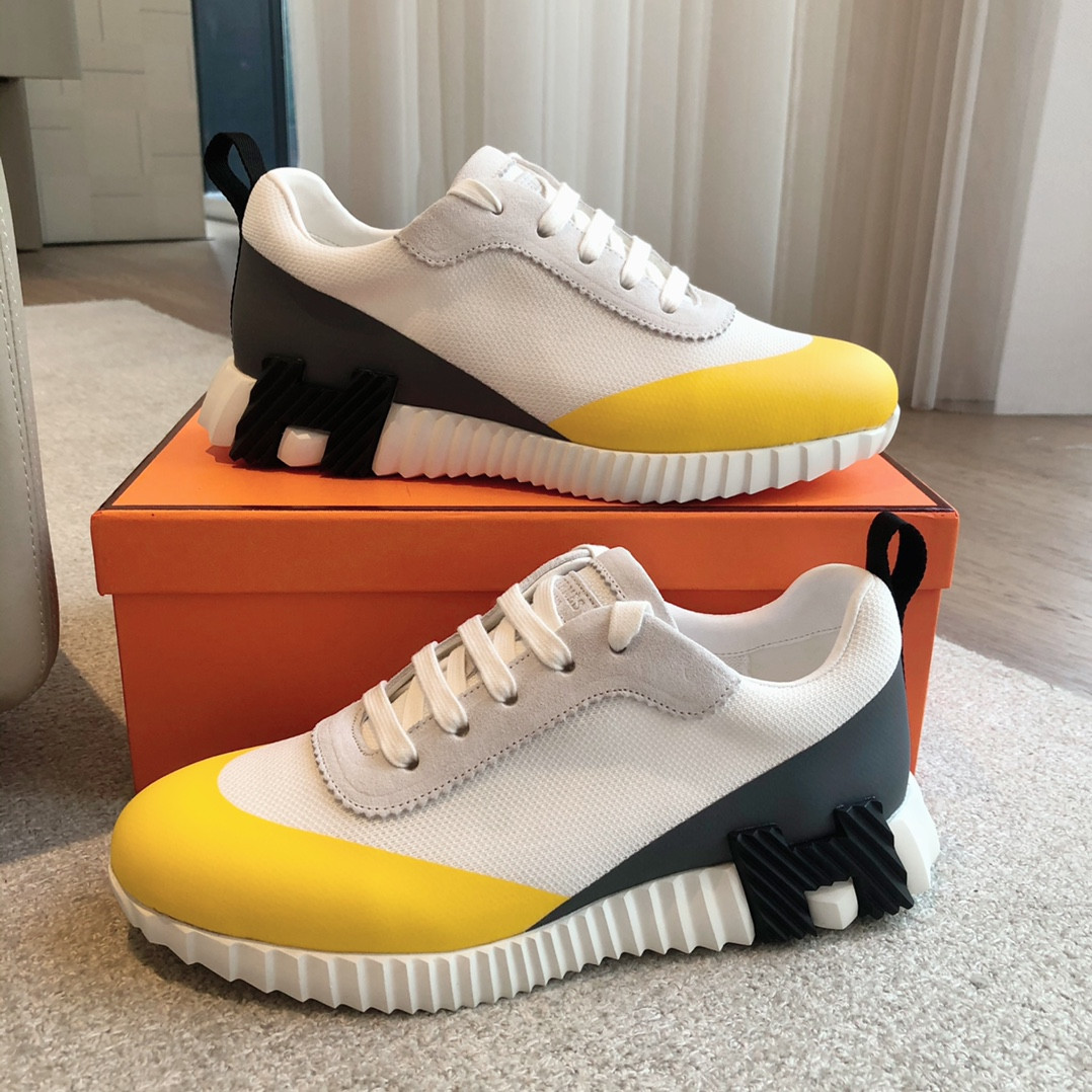 ua H**me5 bouncing sneaker