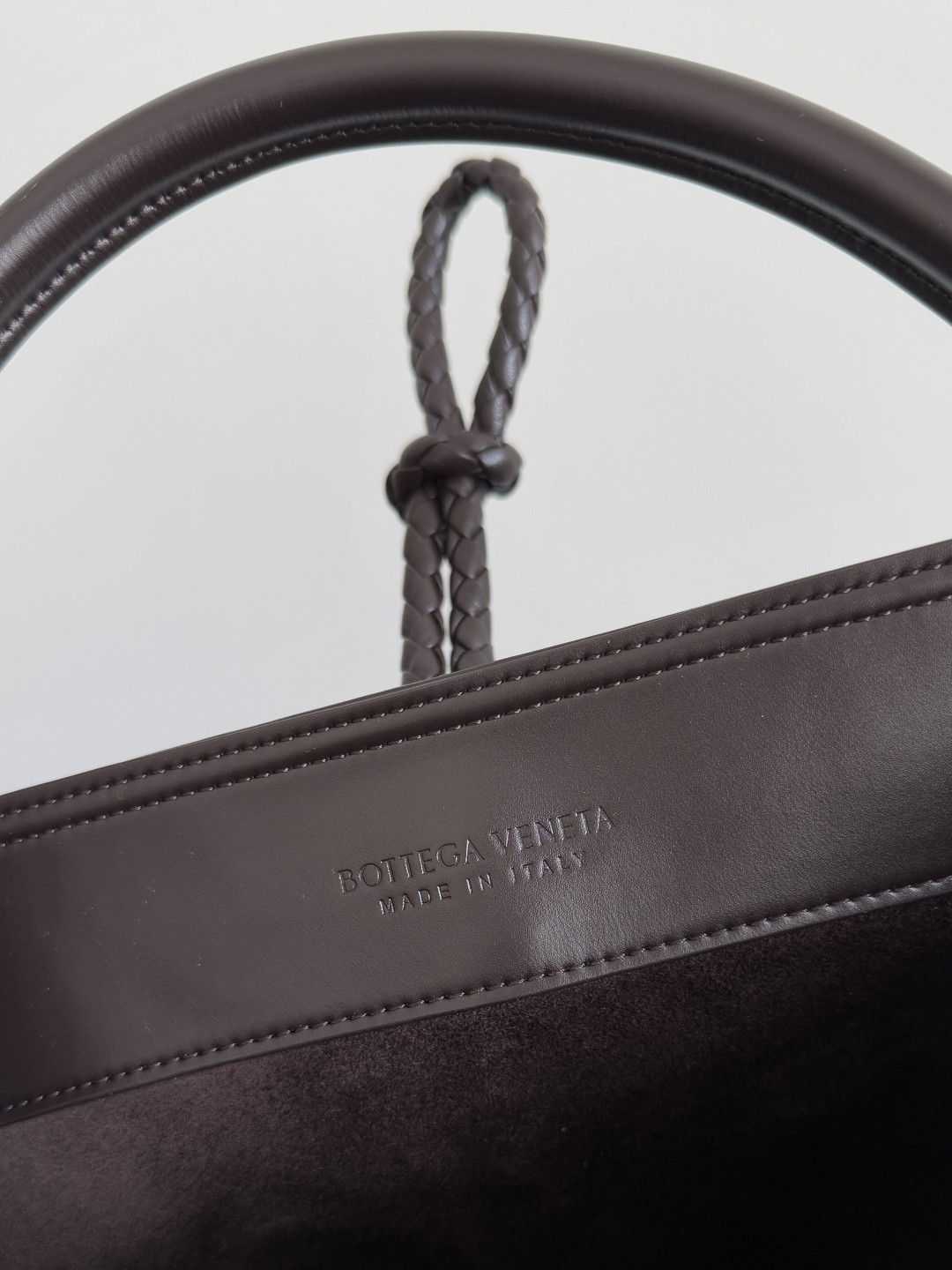 bo*te*ga Ve*ne*ta medium liberta bucket 30x18x18cm