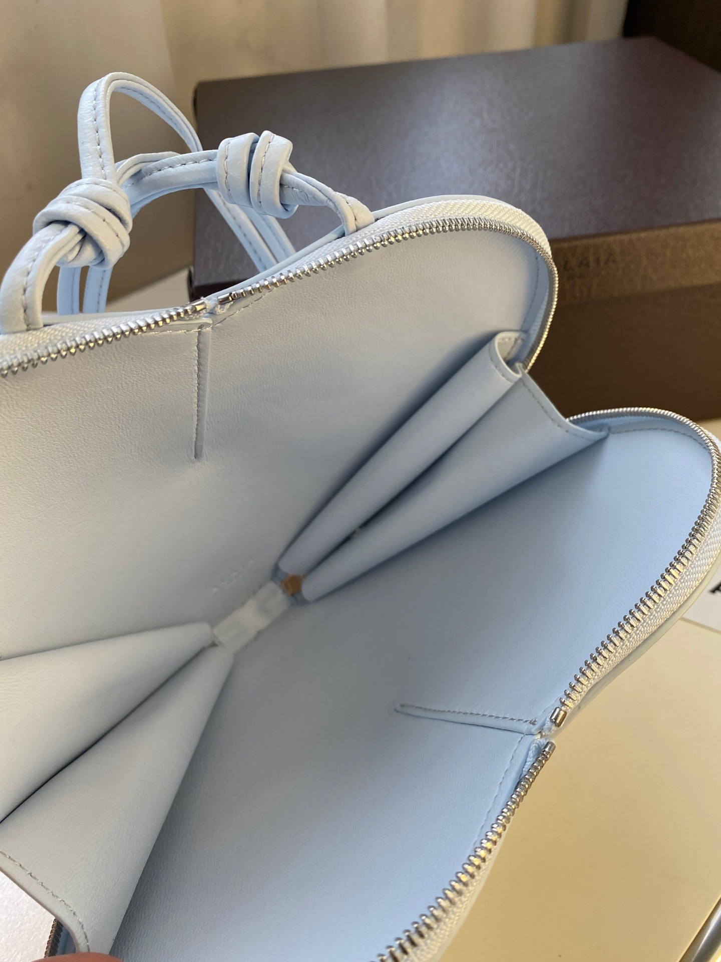 ALAÏA Le Coeur Heart Bag 18.5x20.5x5cm